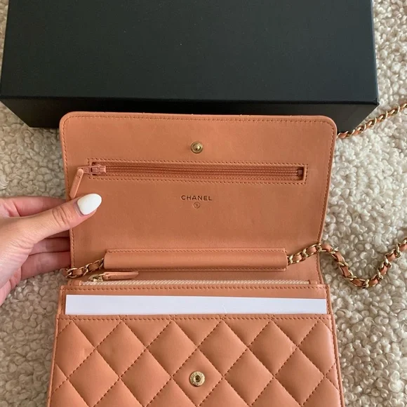 CHANEL Classic Wallet On Chain WOC in Salmon Beige Lambskin Leather - Picture 14 of 16
